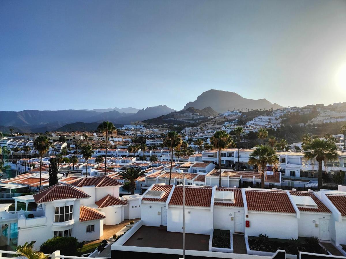 אדחה Malibu Park Apartments Sol מראה חיצוני תמונה