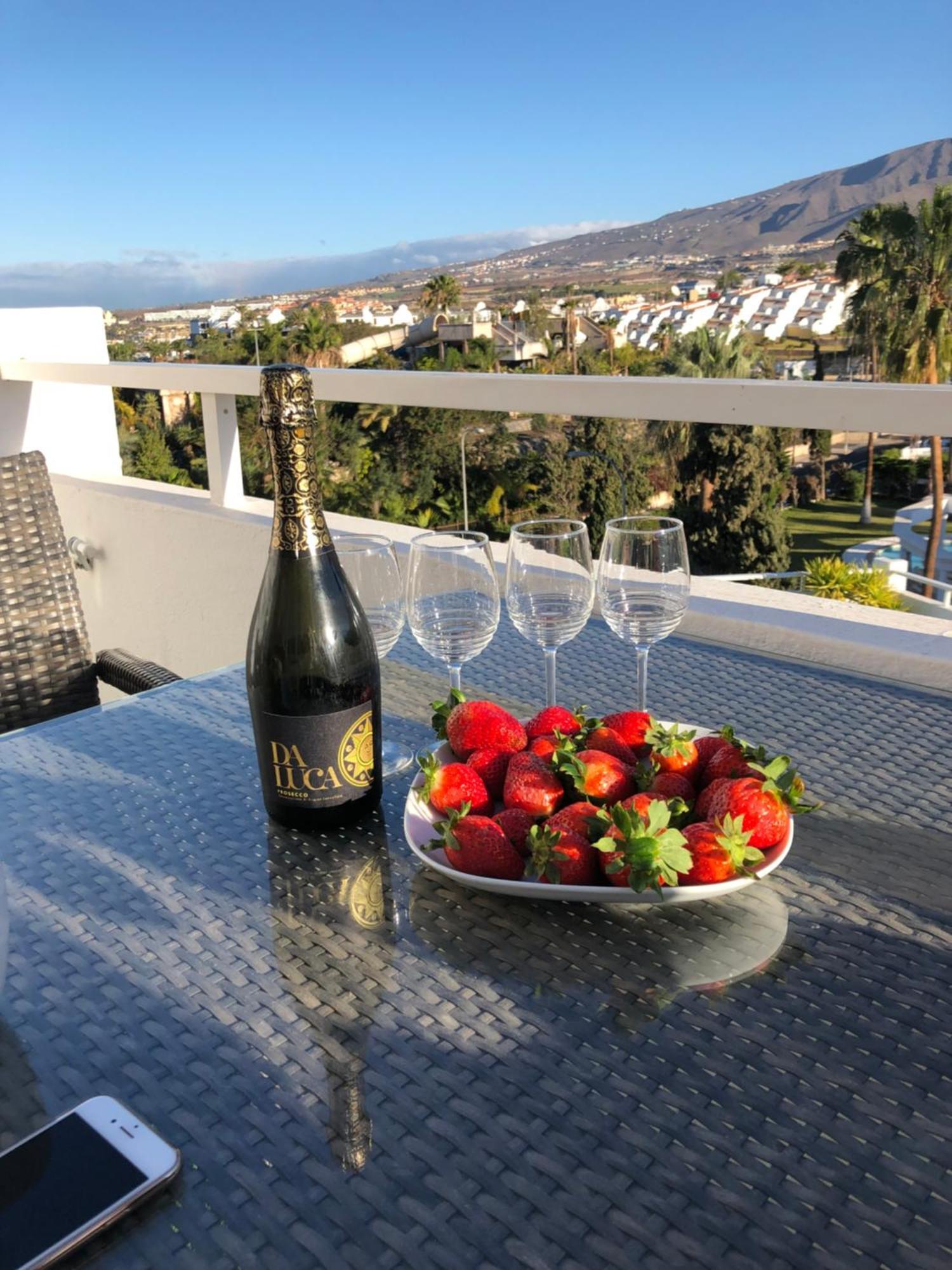 אדחה Malibu Park Apartments Sol מראה חיצוני תמונה