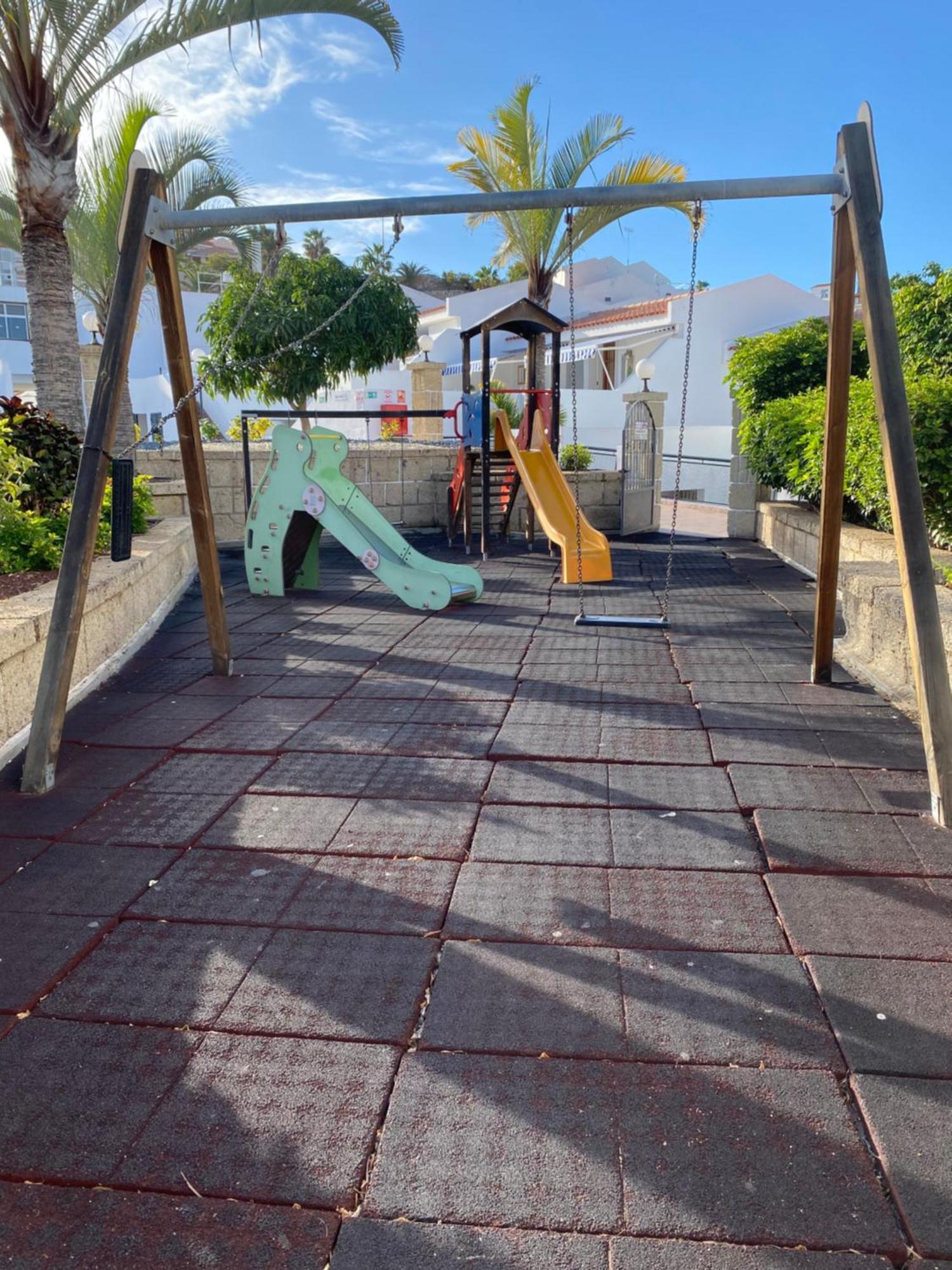 אדחה Malibu Park Apartments Sol מראה חיצוני תמונה